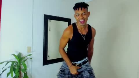 Snapshot of lil___king chatting on 07-28-26, 01:56 Lil KIng online show from 07-28-26, 01:56