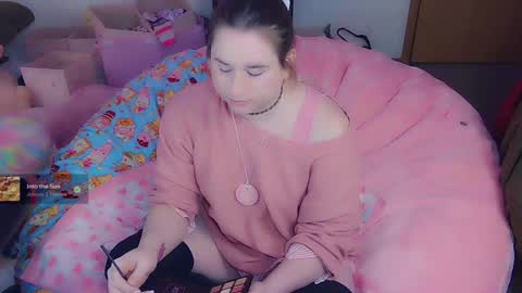 Snapshot of lil_alison_heart chatting on 02-05-25, 02:16 Lil Alison Heart online show from 02-05-25, 02:16