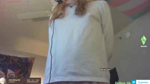 Snapshot of lil_gem chatting on 11-26-25, 07:15 lil gemmie online show from 11-26-25, 07:15
