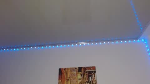 Lisaa online show from 12-18-24, 03:04