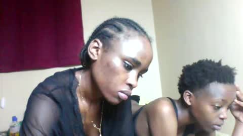 Snapshot of lil_miss9 chatting on 09-15-25, 12:21 Lil miss online show from 09-15-25, 12:21