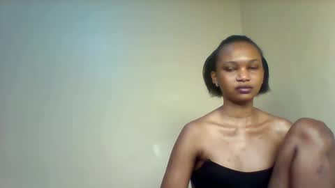 Snapshot of lil_miss9 chatting on 11-02-25, 01:13 Lil miss online show from 11-02-25, 01:13