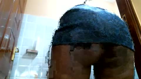 Snapshot of lil_paula chatting on 07-07-26, 06:47 serenity online show from 07-07-26, 06:47