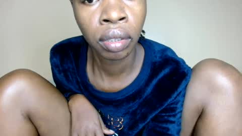 Snapshot of lil_paula chatting on 07-29-26, 08:12 serenity online show from 07-29-26, 08:12