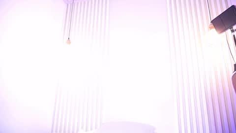 L I L A   online show from 05-27-26, 03:36