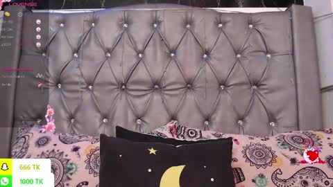 Snapshot of lila_gummy_ chatting on 04-30-26, 01:17 online show from 04-30-26, 01:17