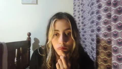 Ren online show from 04-19-26, 03:50