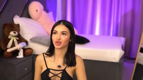 Lila The Hottie online show from 02-25-26, 05:17