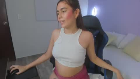 L I L A online show from 07-10-26, 04:06