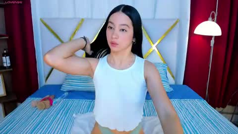lila_pinky_ online show from 04-17-26, 12:30
