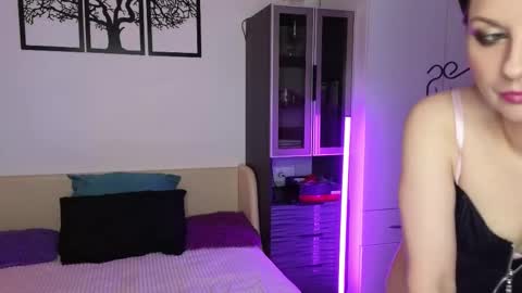 Snapshot of lila_wray chatting on 02-15-26, 04:25 Lila online show from 02-15-26, 04:25