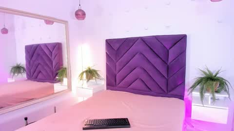 Snapshot of lilabeily chatting on 12-22-25, 09:34 lila bailey online show from 12-22-25, 09:34