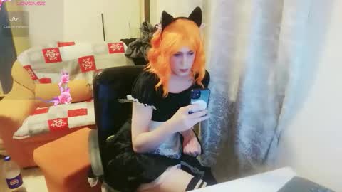 lilah_ts online show from 10-15-25, 04:40