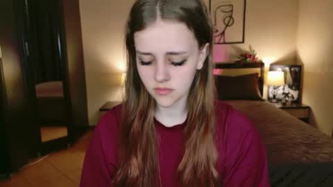 Snapshot of lilasparkling chatting on 05-22-26, 05:03 LilaSparkling online show from 05-22-26, 05:03