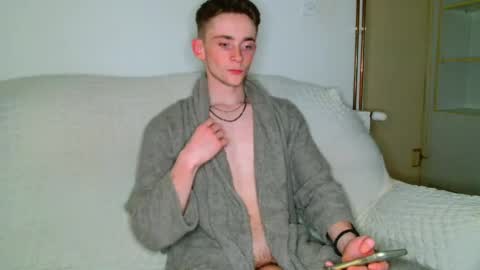 Snapshot of lilbearxxxx chatting on 05-19-26, 12:05 lilbearxxxx online show from 05-19-26, 12:05