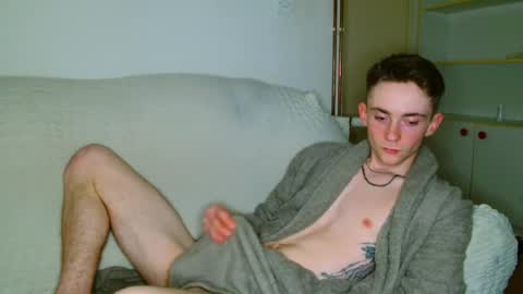 Snapshot of lilbearxxxx chatting on 05-19-26, 01:56 lilbearxxxx online show from 05-19-26, 01:56
