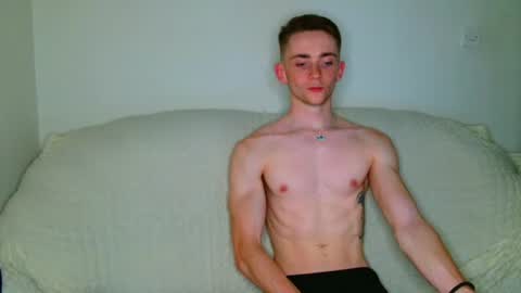Snapshot of lilbearxxxx chatting on 06-18-26, 11:42 lilbearxxxx online show from 06-18-26, 11:42
