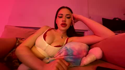 Snapshot of lilbina chatting on 03-08-25, 02:23 lilbina online show from 03-08-25, 02:23