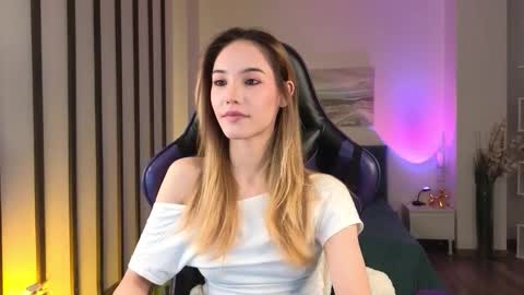 Hi im Yuki online show from 12-02-25, 10:09