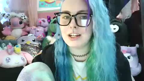 Snapshot of lilemmy1999 chatting on 02-17-25, 07:53 emily ryanson online show from 02-17-25, 07:53