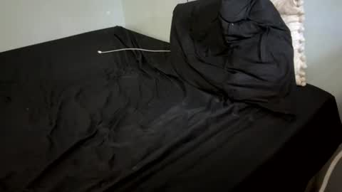 Snapshot of lili848744 chatting on 07-20-26, 04:27 lili848744 online show from 07-20-26, 04:27