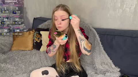 Lili online show from 02-05-26, 05:28