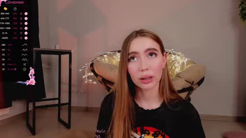 lili__roze_ online show from 01-09-25, 03:26