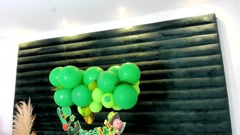 Lili online show from 03-18-26, 03:31