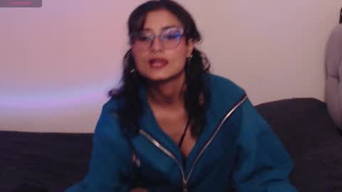 lili_clan11 online show from 12-20-25, 03:30