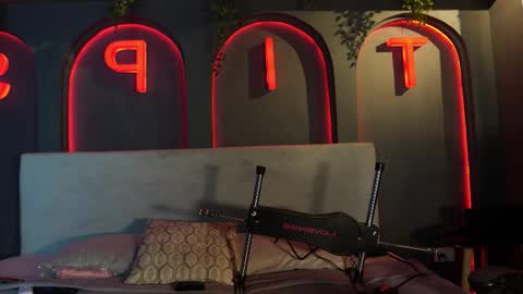 Lili  online show from 02-04-26, 01:50