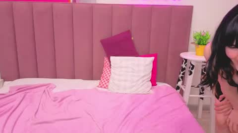 Lilli  follow me kiss online show from 06-03-26, 09:56