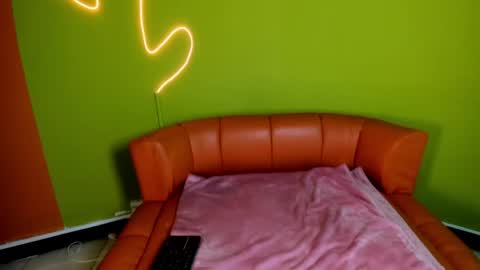 Lili  online show from 04-03-26, 05:11