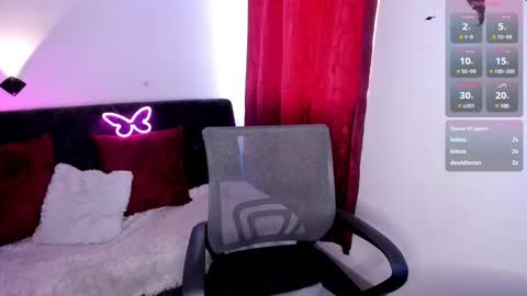 Snapshot of lili_thomson chatting on 03-04-25, 09:32 Nataly online show from 03-04-25, 09:32