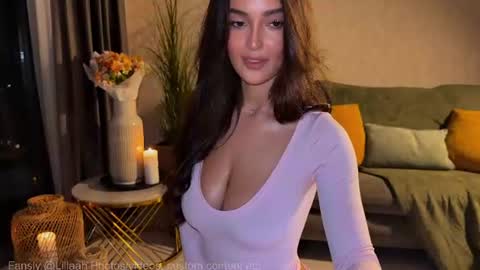 Snapshot of liliaah chatting on 06-26-26, 10:03 Lili Nude ONLY Ticket or Fansly online show from 06-26-26, 10:03