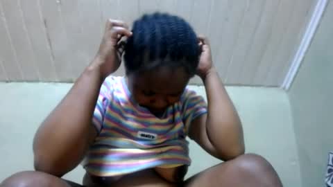 Snapshot of liliahsexie chatting on 06-13-26, 02:48 liliah online show from 06-13-26, 02:48