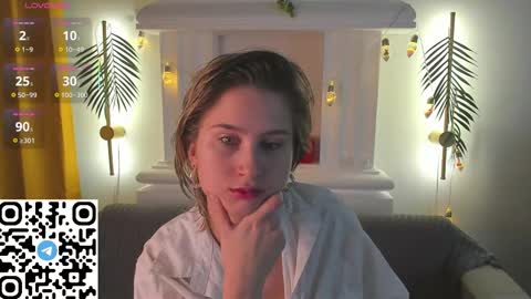 Lilian online show from 12-18-25, 04:29