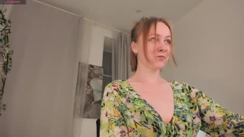 Snapshot of lilian_kroft chatting on 06-02-26, 12:18 LIL online show from 06-02-26, 12:18