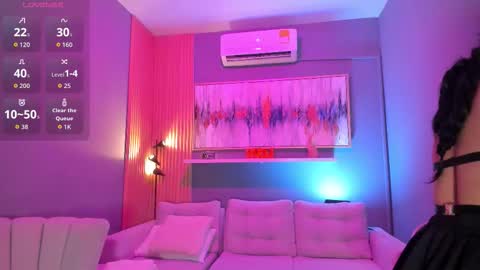 holis soy lily chang no olvides el pulgar arriba es muy importante para mi 3 independent model online show from 01-15-26, 07:50