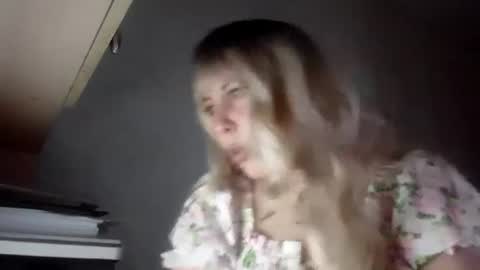 Snapshot of liliana_charm chatting on 07-15-26, 06:57 Liliana online show from 07-15-26, 06:57