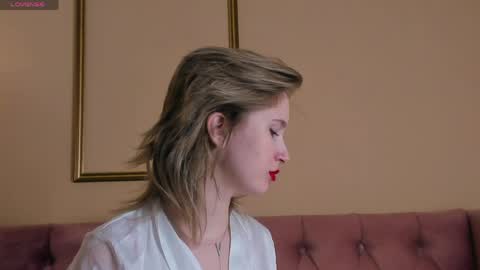 Snapshot of lilianadaniels chatting on 05-03-26, 01:22 Lilian online show from 05-03-26, 01:22