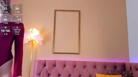Snapshot of lilianadaniels chatting on 06-13-26, 01:36 Lilian online show from 06-13-26, 01:36
