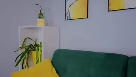 Anika online show from 11-19-25, 11:10