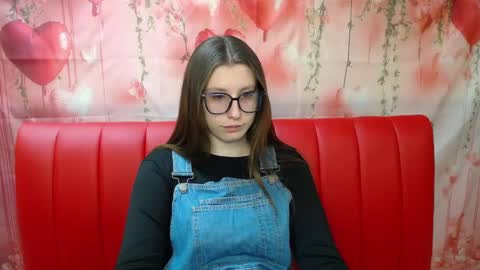 Snapshot of lilianashine chatting on 04-23-26, 05:08 lilianashine online show from 04-23-26, 05:08