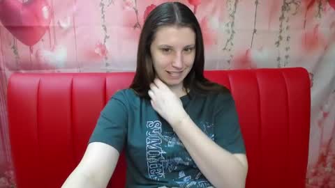 Snapshot of lilianashine chatting on 05-19-26, 05:03 lilianashine online show from 05-19-26, 05:03