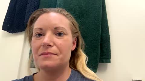 Snapshot of lilianaslilsecret chatting on 05-21-26, 07:48 LilianaX online show from 05-21-26, 07:48