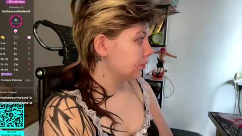 Lilian online show from 04-17-26, 07:11