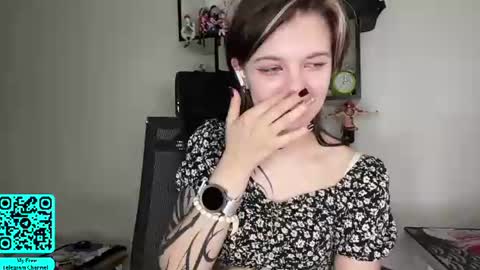 Lilian online show from 07-12-26, 07:10