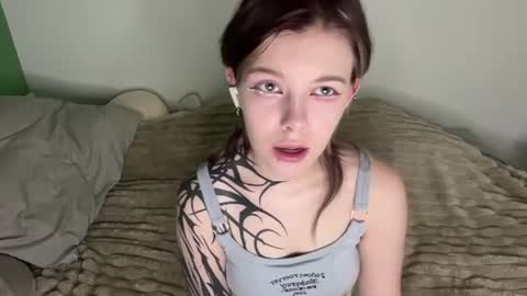 Lilian online show from 07-18-26, 07:34