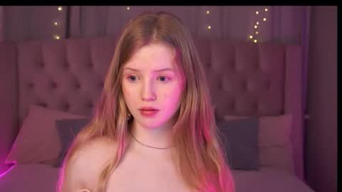 Lilian online show from 11-23-25, 12:27