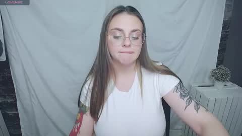 Lilia online show from 01-25-25, 02:15